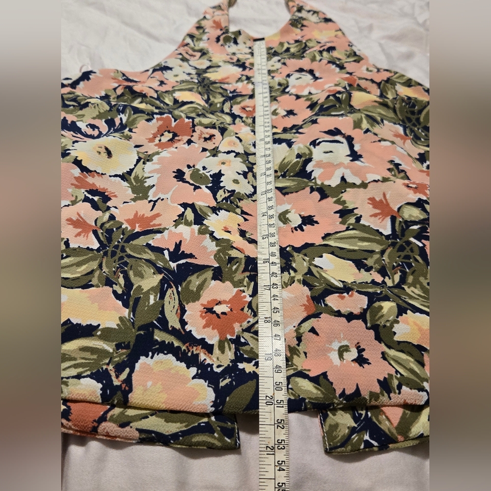 AKIRA CHICAGO BLACK LABEL Boho Floral Print Halter Top With Tie Back. Size S. - Picture 10 of 11
